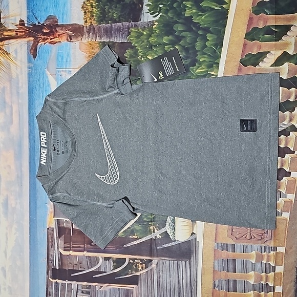 Nike Pro Gray Tee Shirt Boys Size NWT - Picture 1 of 7